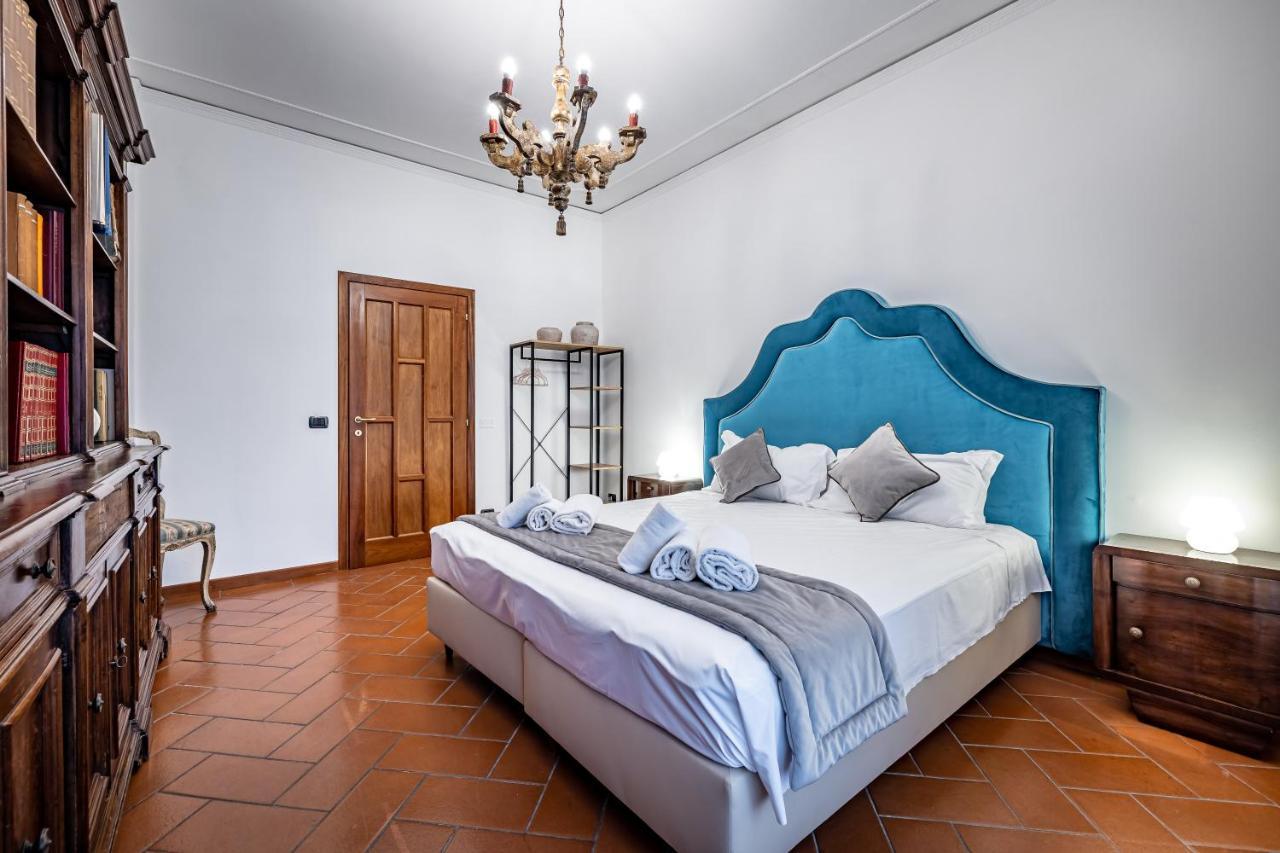 Yid Elegant Apt With Garage Флоренція Екстер'єр фото